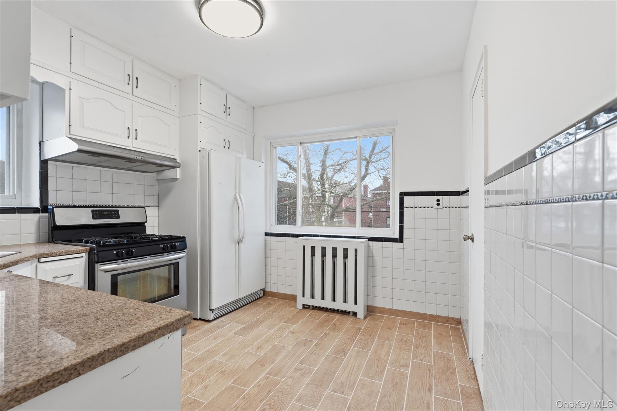 #15 photo, 2322 Pearsall Avenue, Bronx , NY 10469