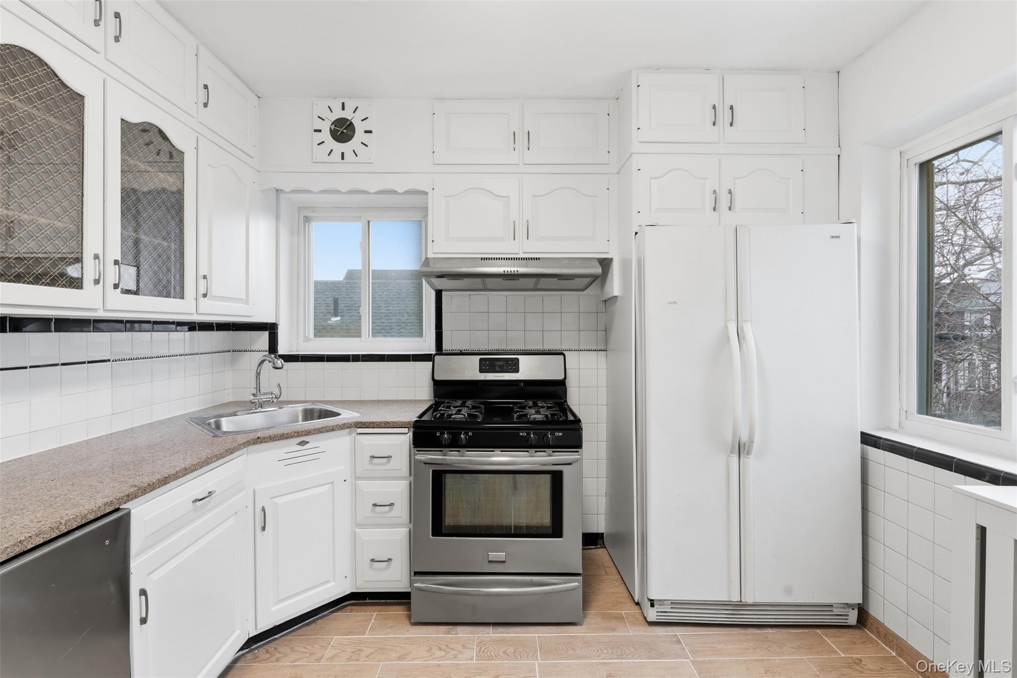 #16 photo, 2322 Pearsall Avenue, Bronx , NY 10469