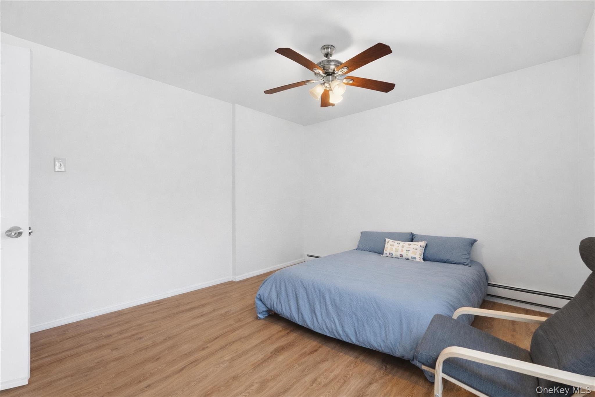 #9 photo, 2322 Pearsall Avenue, Bronx , NY 10469