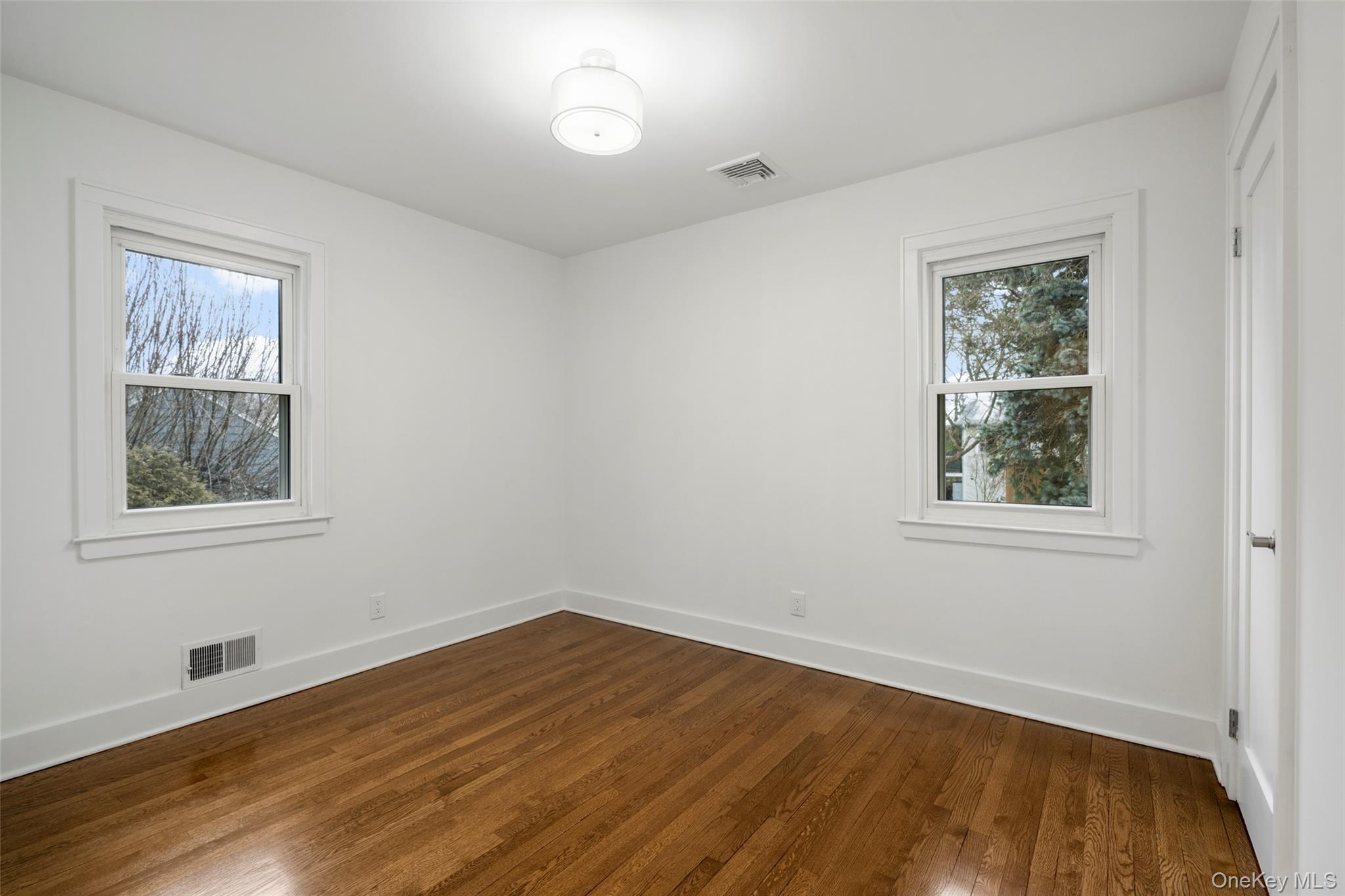 #11 photo, 319 Wagner Avenue, Mamaroneck , NY 10543