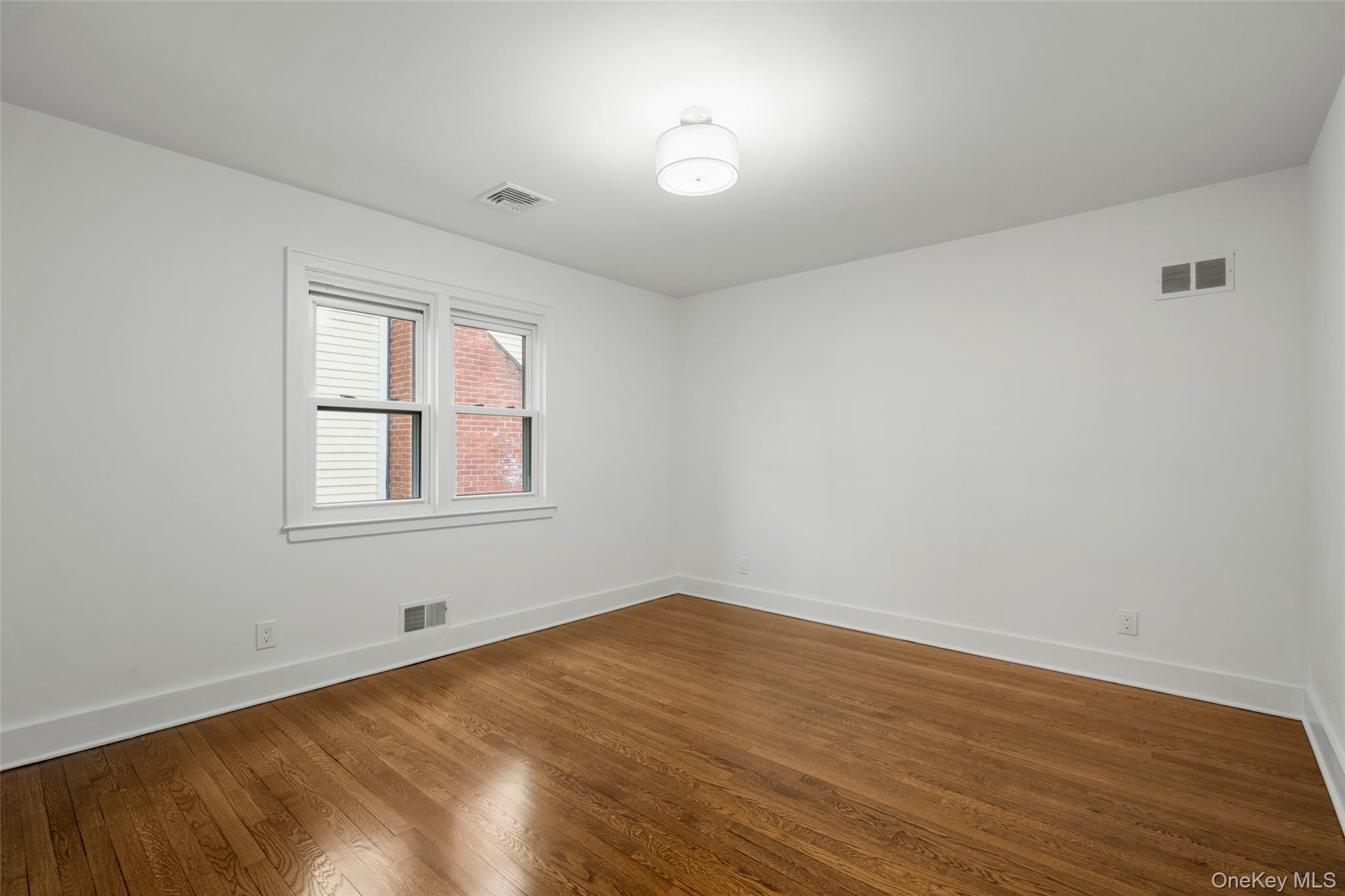 #12 photo, 319 Wagner Avenue, Mamaroneck , NY 10543