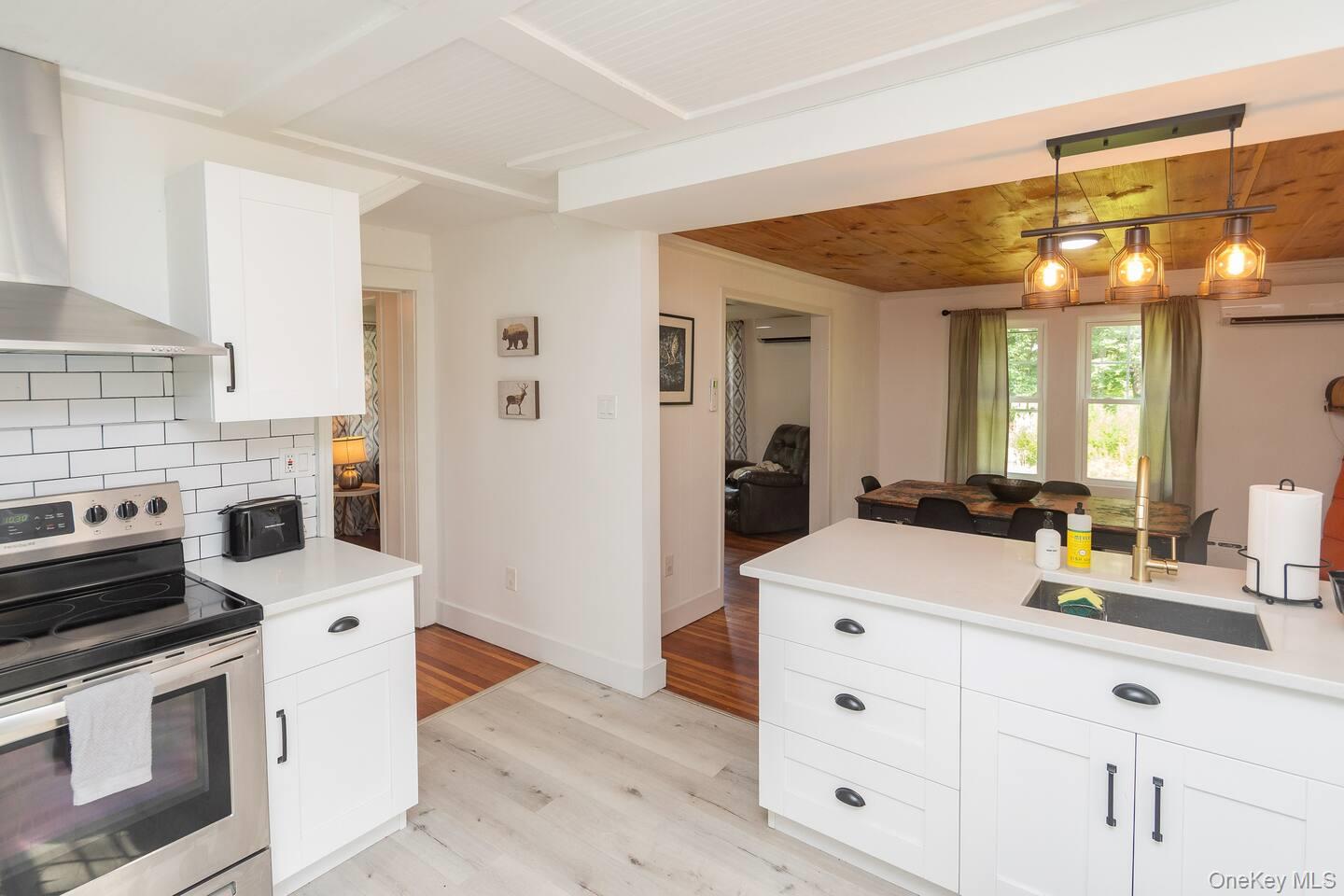 #8 photo, 692 Old Route 17, Livingston Manor , NY 12758