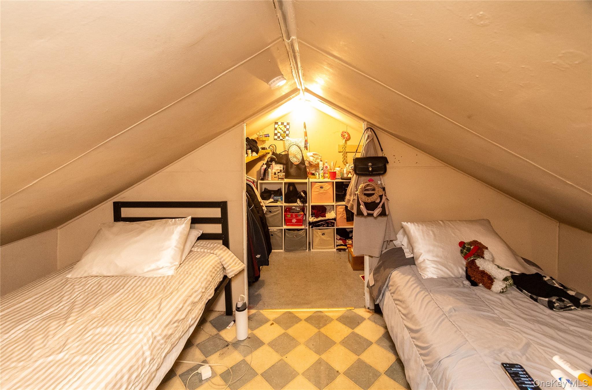 #20 photo, 46 Hasbrouck Street, Newburgh , NY 12550