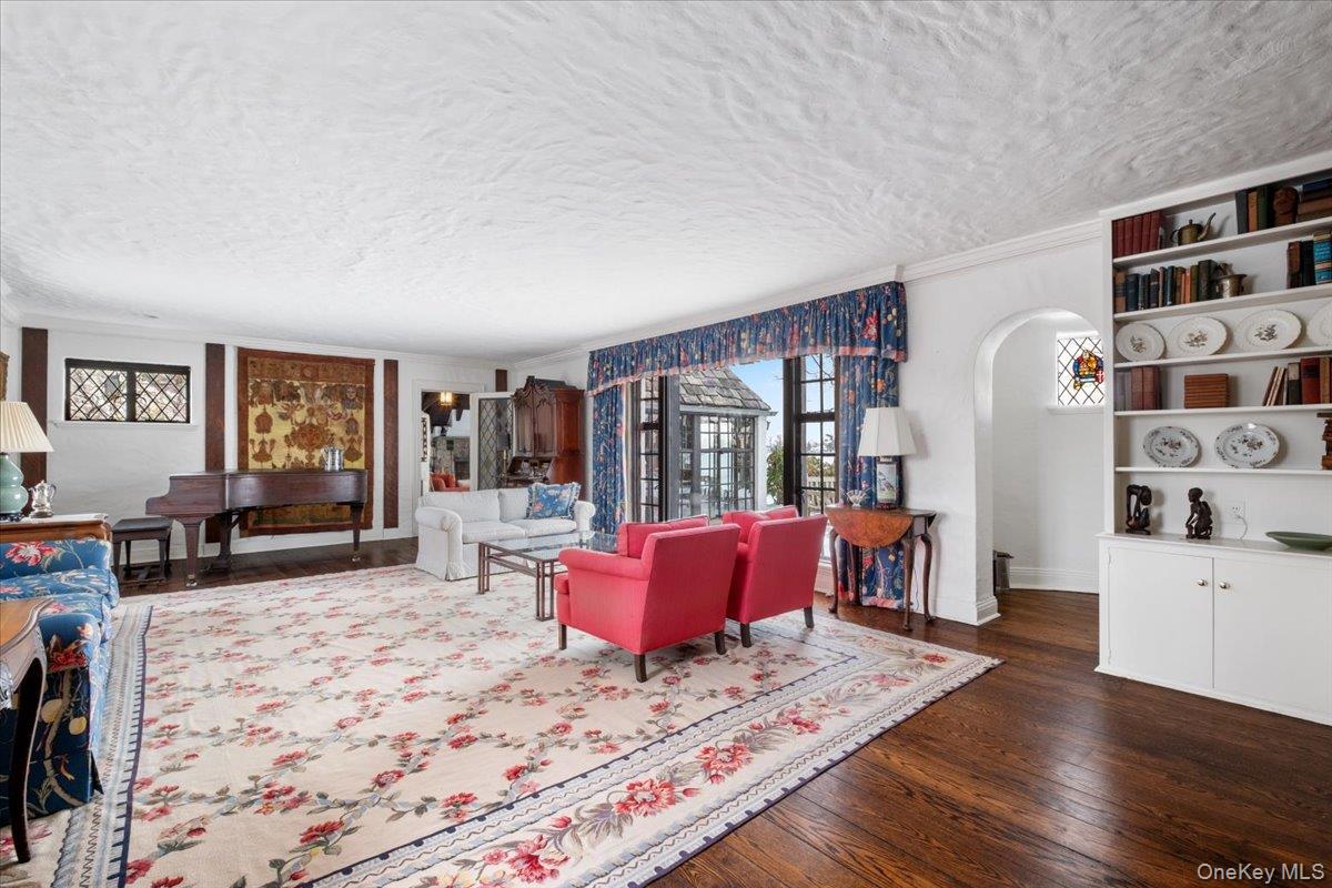 #18 photo, 3 Cedar Island, Larchmont , NY 10538