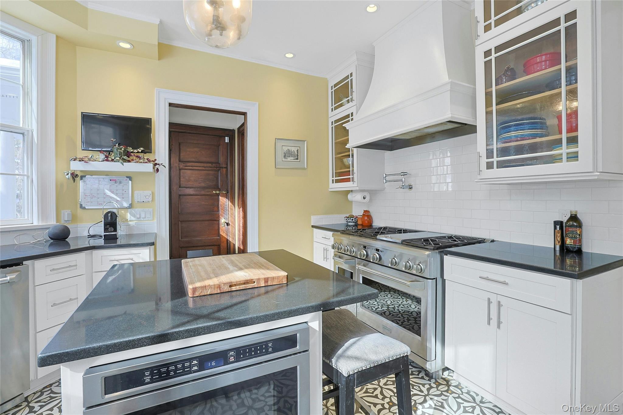 #16 photo, 182 Broadway, Dobbs Ferry , NY 10522