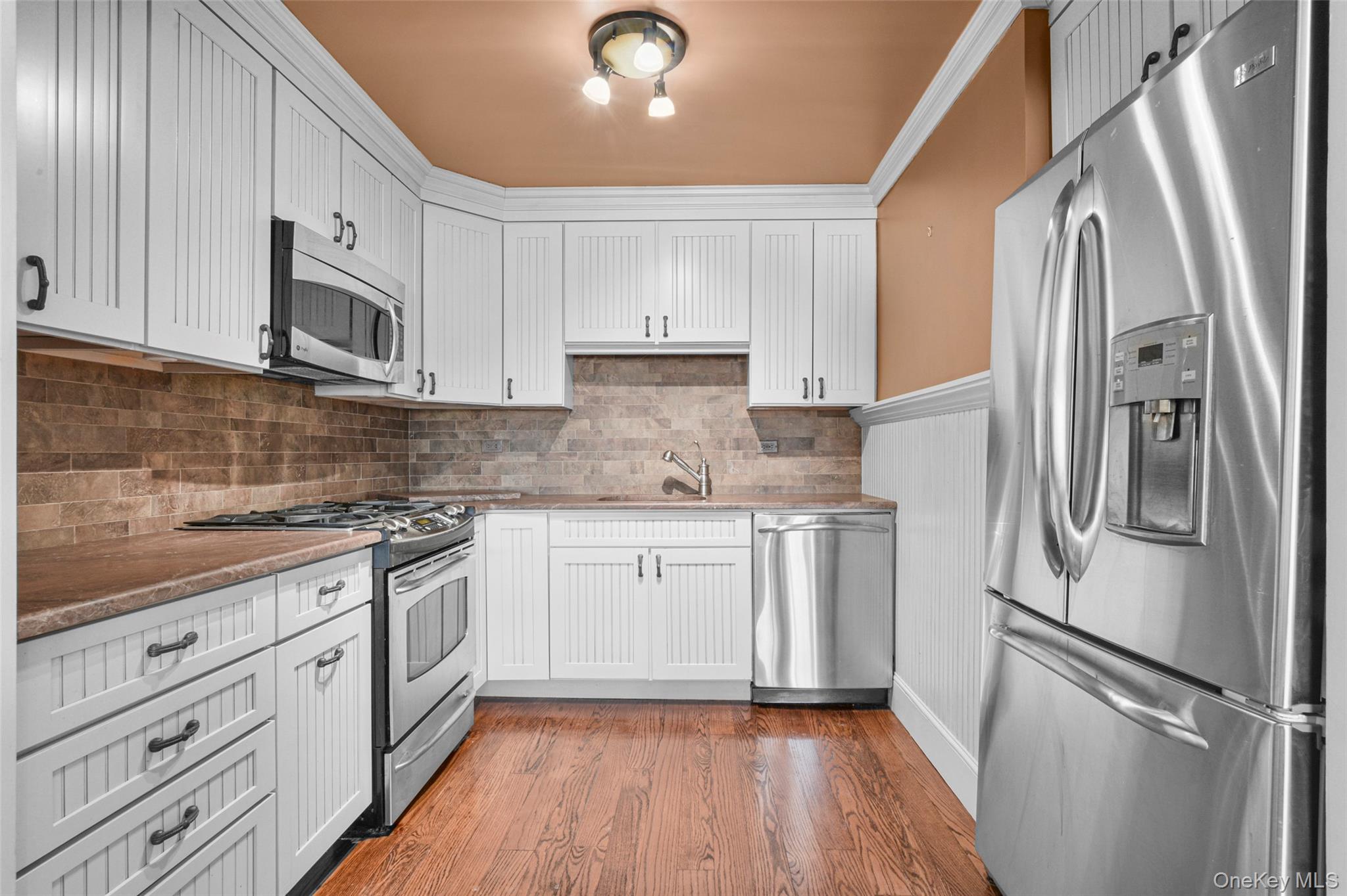 #10 photo, 701 Pelham Road, New Rochelle , NY 10805