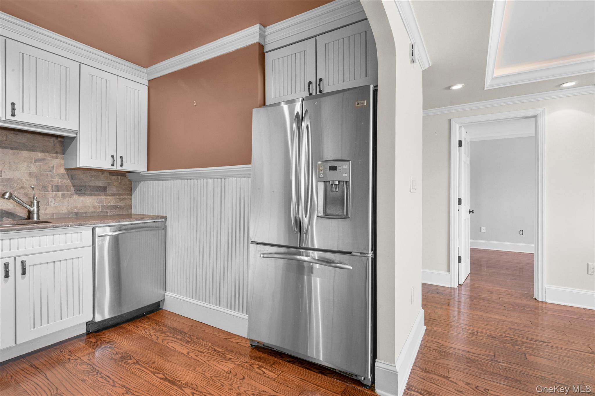 #13 photo, 701 Pelham Road, New Rochelle , NY 10805