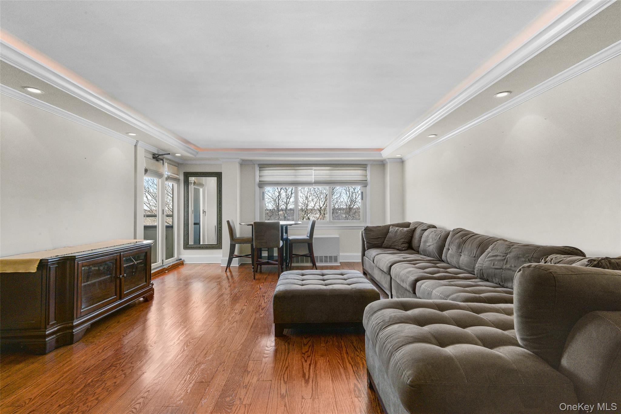 #5 photo, 701 Pelham Road, New Rochelle , NY 10805