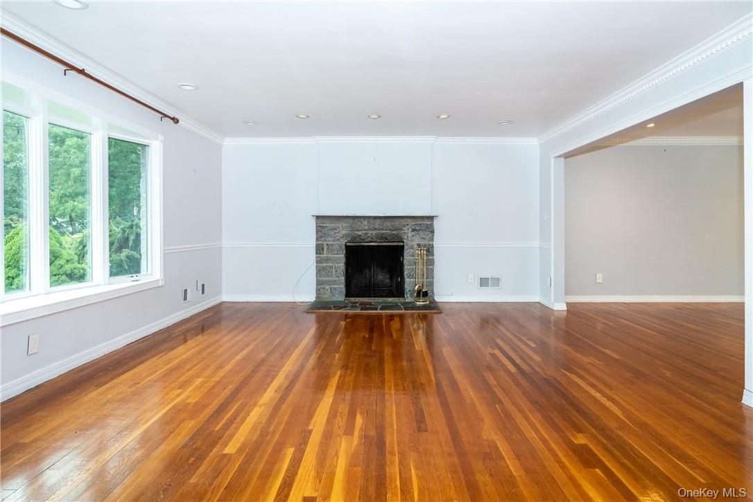 #5 photo, 14 Dimsdale Drive, Scarsdale , NY 10583