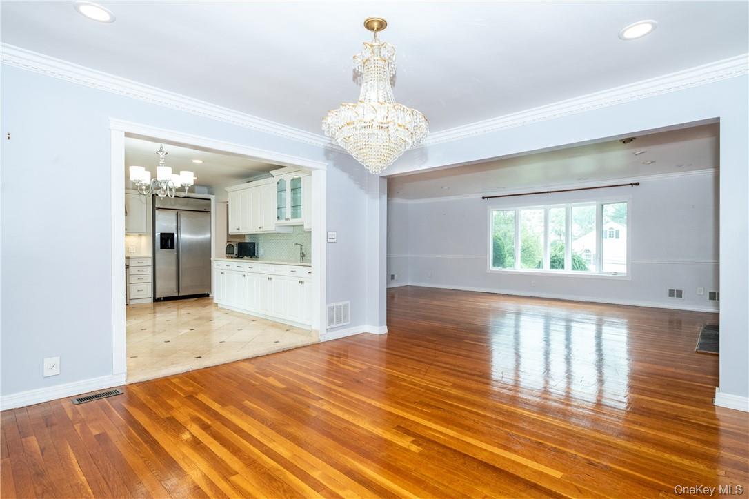 #7 photo, 14 Dimsdale Drive, Scarsdale , NY 10583