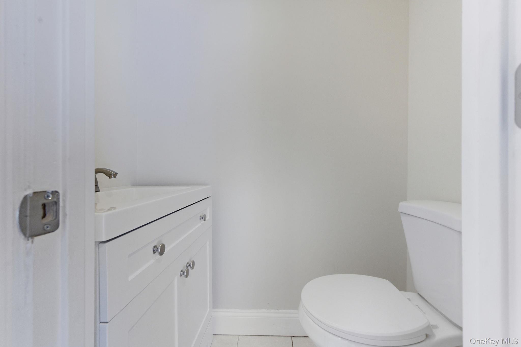 #19 photo, 5 Bowman Lane, Kings Park , NY 11754