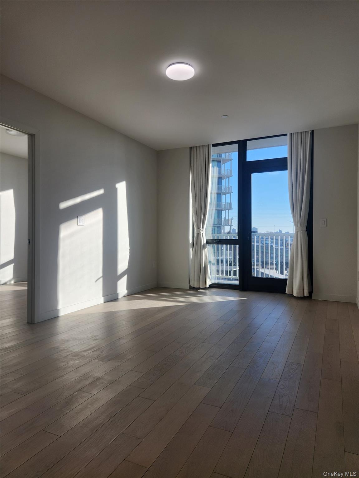 #4 photo, 131-02a 40 Road, Flushing , NY 11354