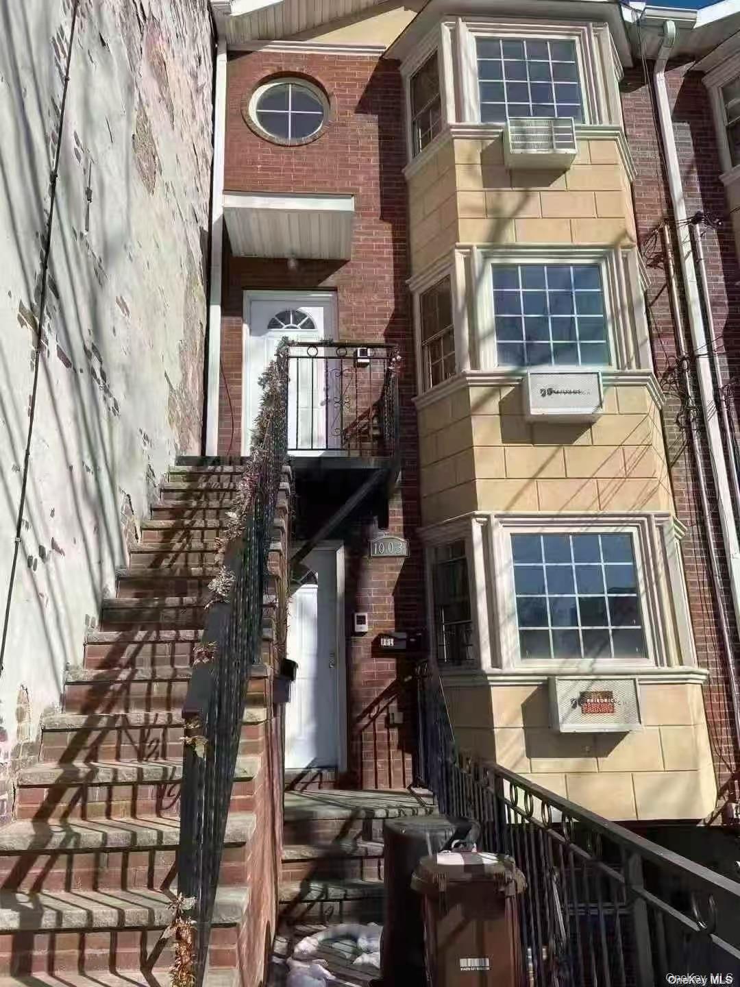 #1 photo, 10-03 36th Avenue, Long Island City , NY 11106