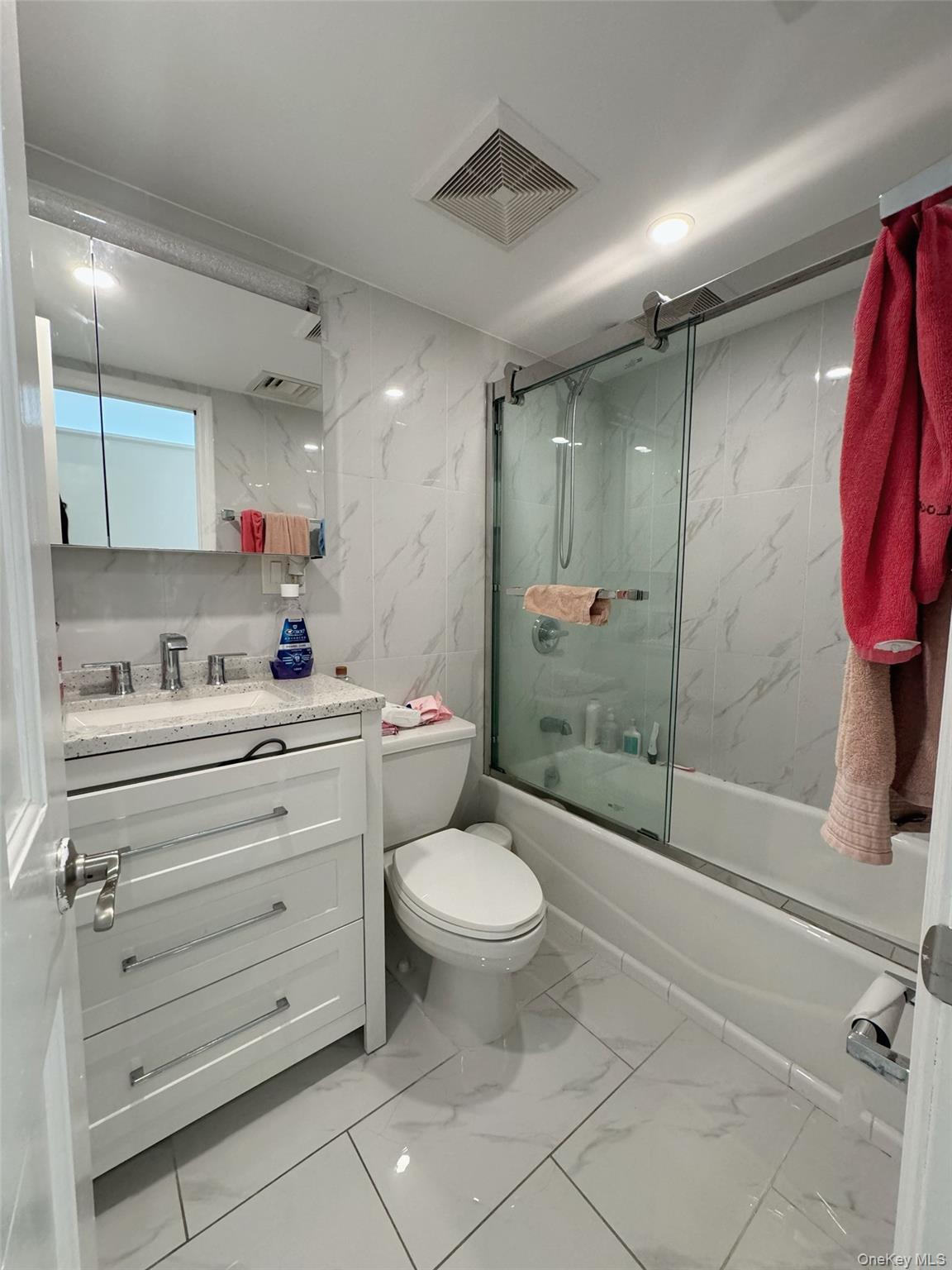 #11 photo, 524 115TH Street, Flushing , NY 11356