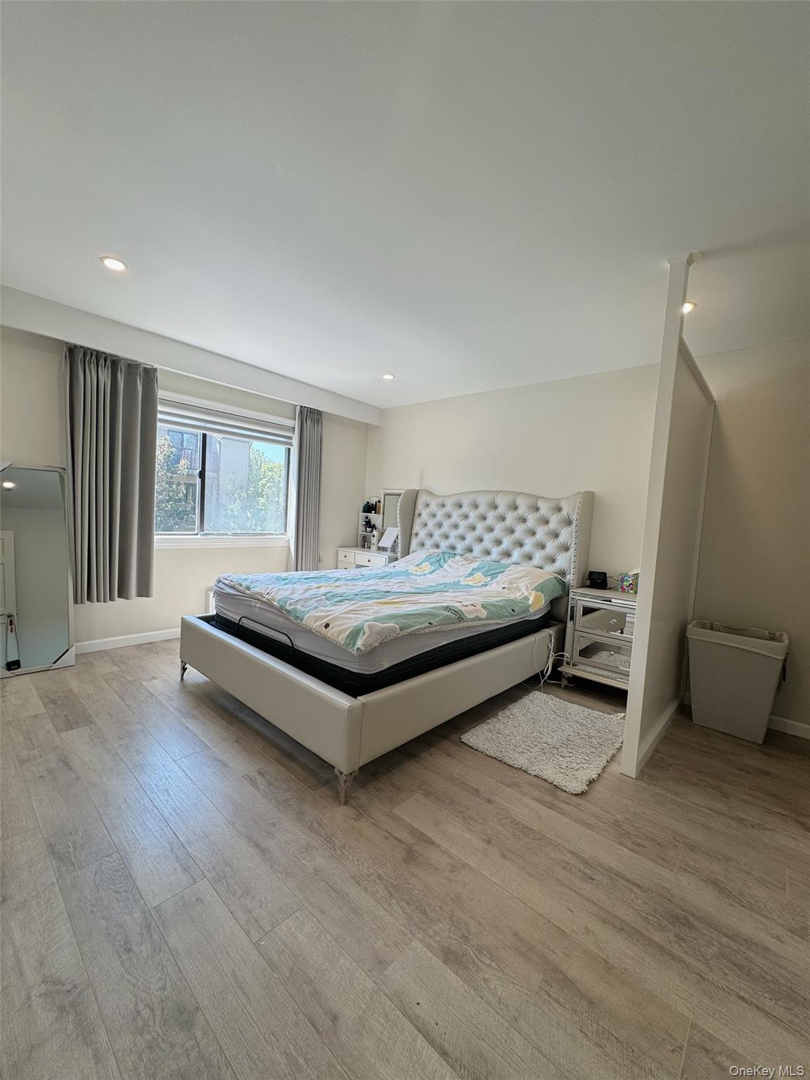 #4 photo, 524 115TH Street, Flushing , NY 11356