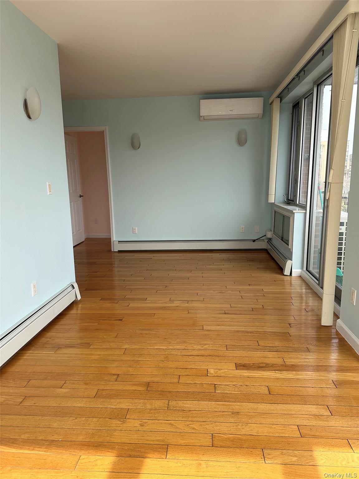 #3 photo, 136-21 Latimer Place, Flushing , NY 11354