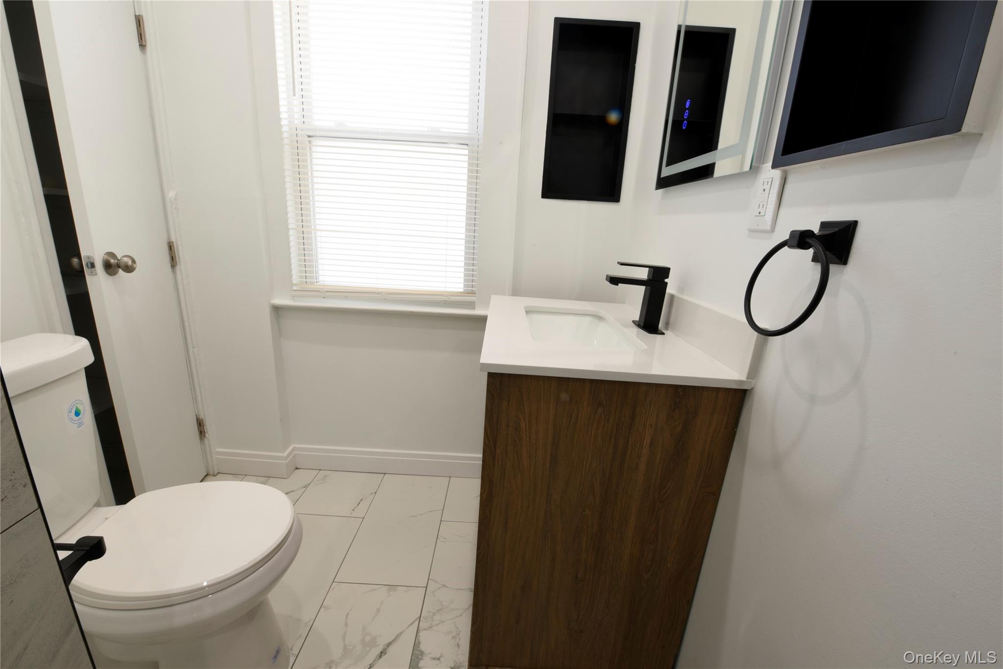 #18 photo, 188-11 104th Avenue, Saint Albans , NY 11412