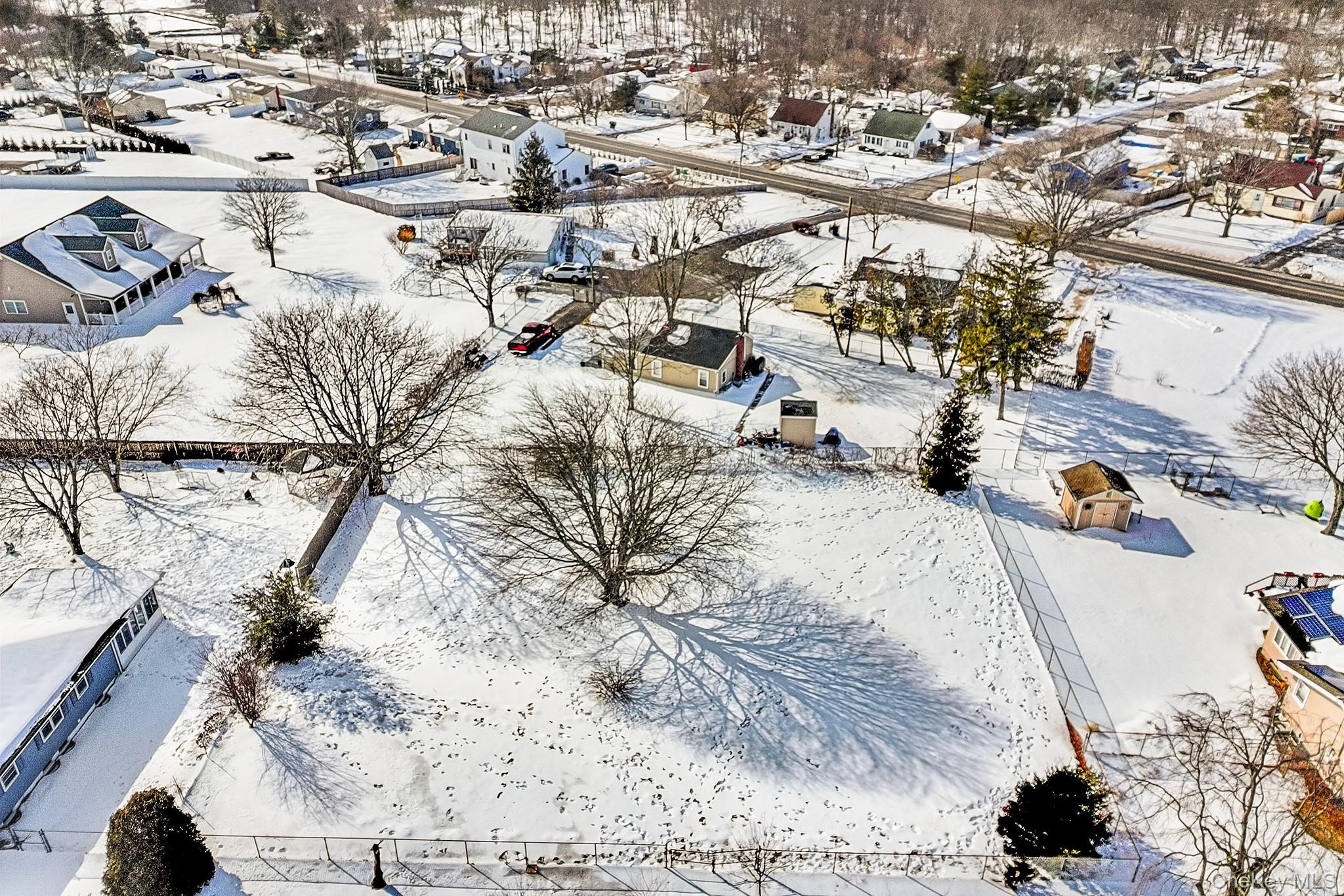 #10 photo, 257 Doctors Path, सफ़ोक काउंटी Riverhead , NY 11901