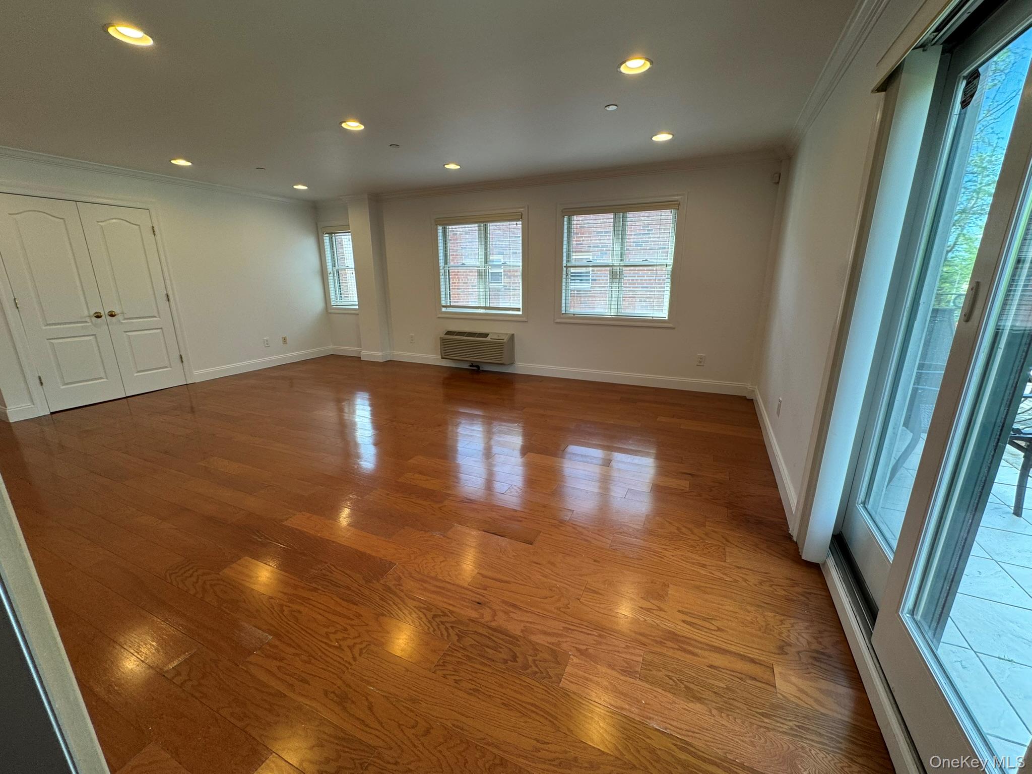 #2 photo, 42-23 212 Street, Bayside , NY 11361