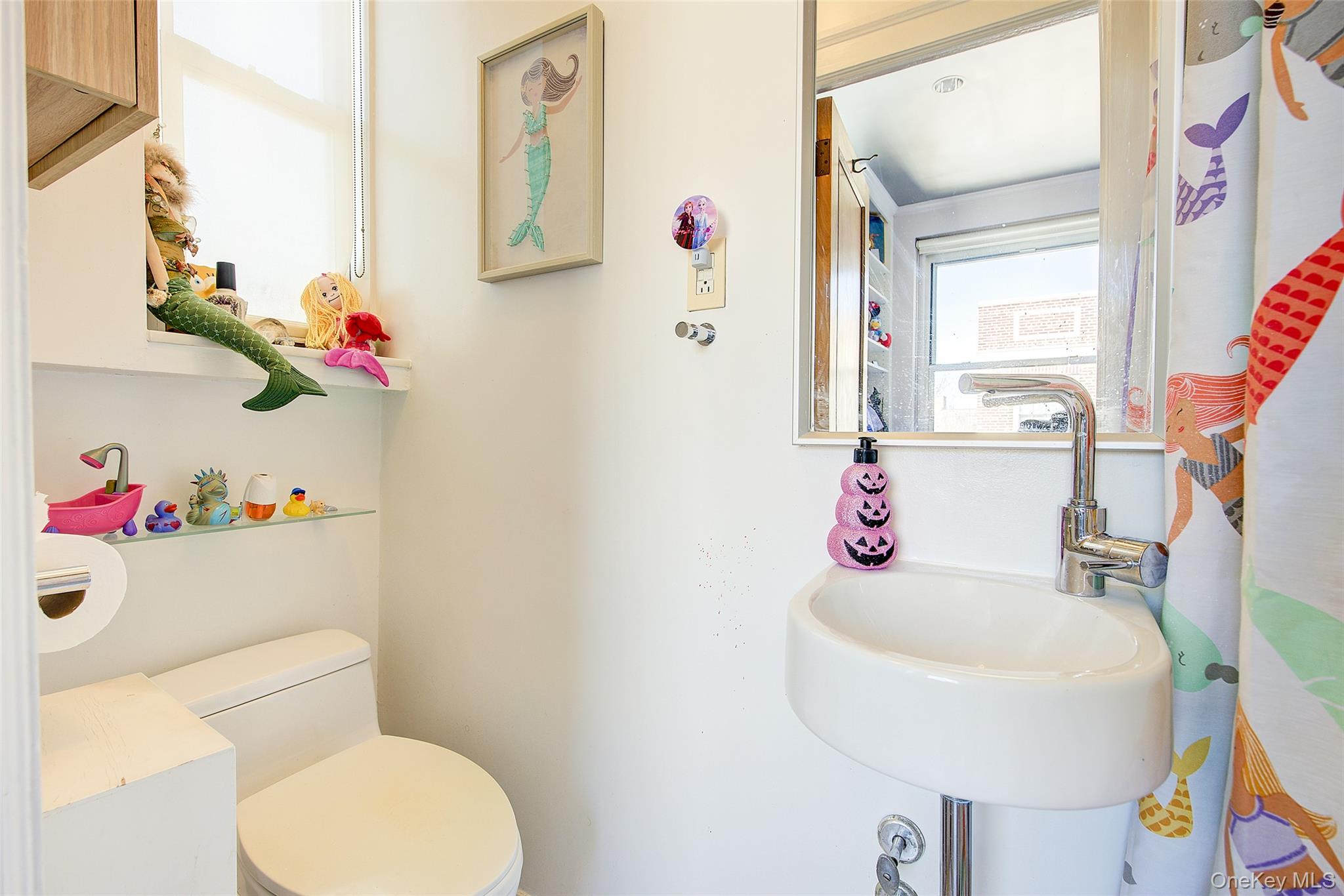 #11 photo, 35-55 76th Street, Jackson Heights , NY 11372