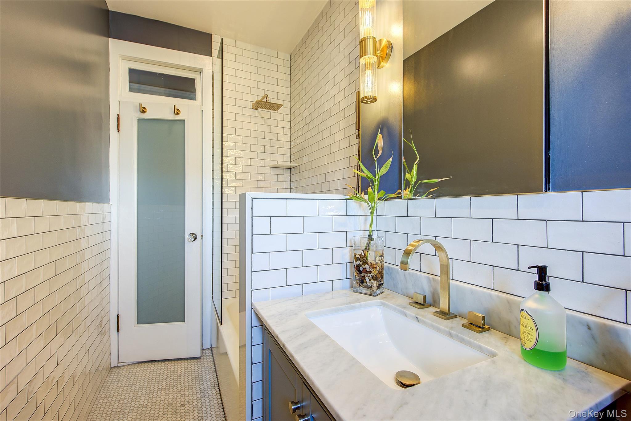 #20 photo, 35-55 76th Street, Jackson Heights , NY 11372