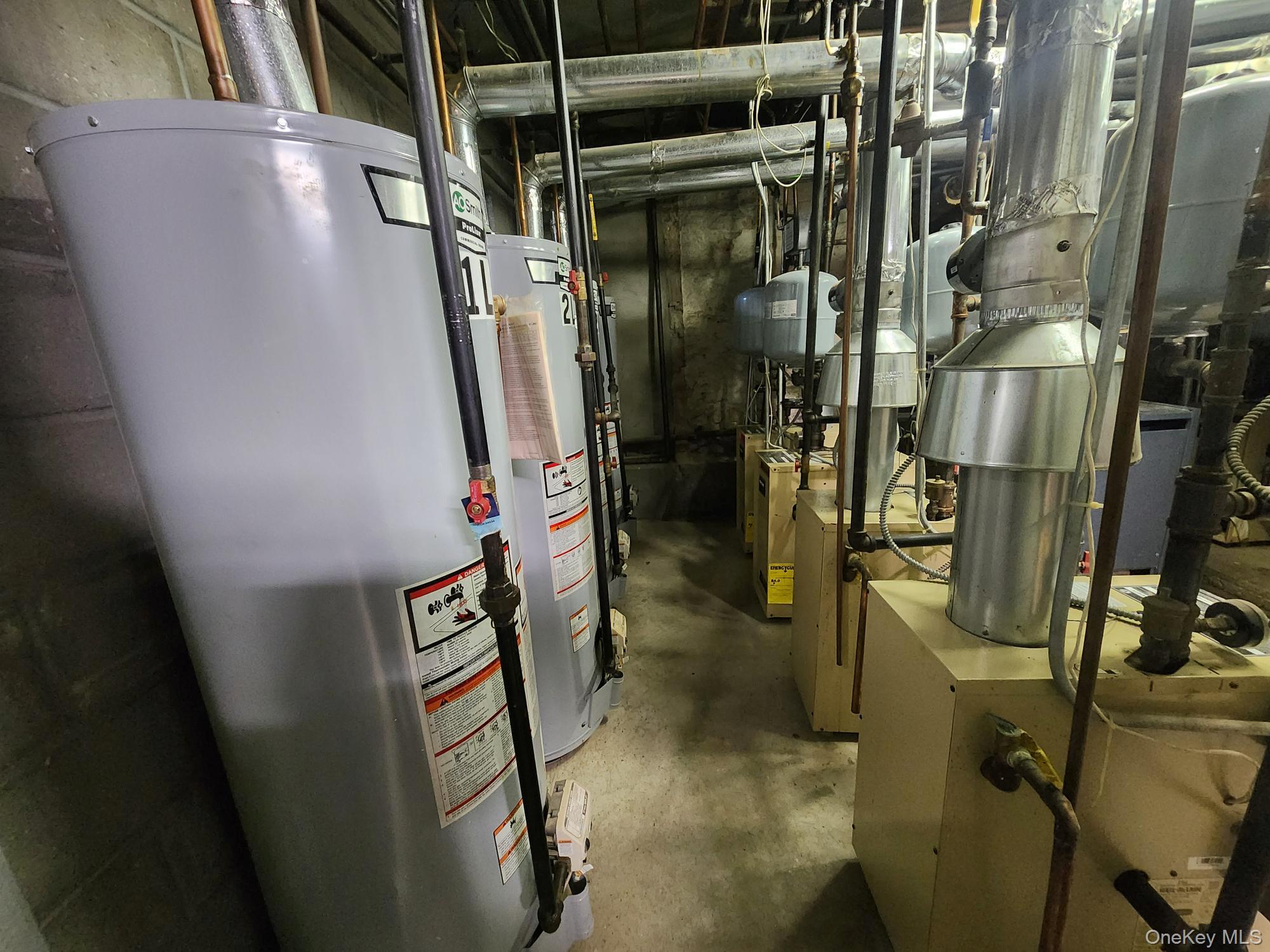 #15 photo, 59-49 56th Drive, কুইন্‌স Maspeth , NY 11378