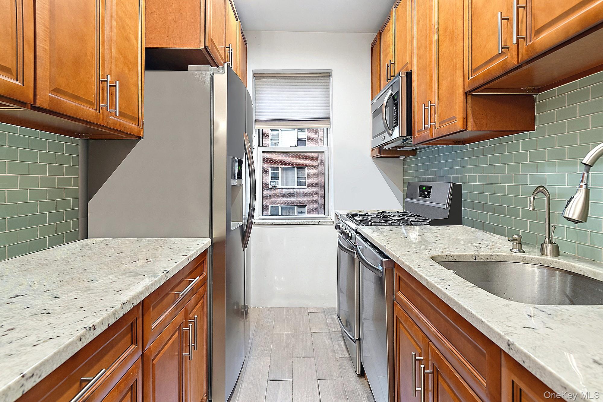 #2 photo, 3850 Hudson Manor Terrace, 布朗士 Bronx , NY 10463