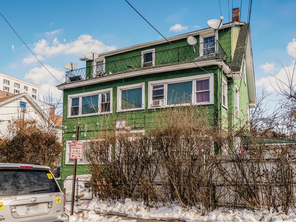 #1 photo, 227 S 3rd Avenue, Mount Vernon , NY 10550