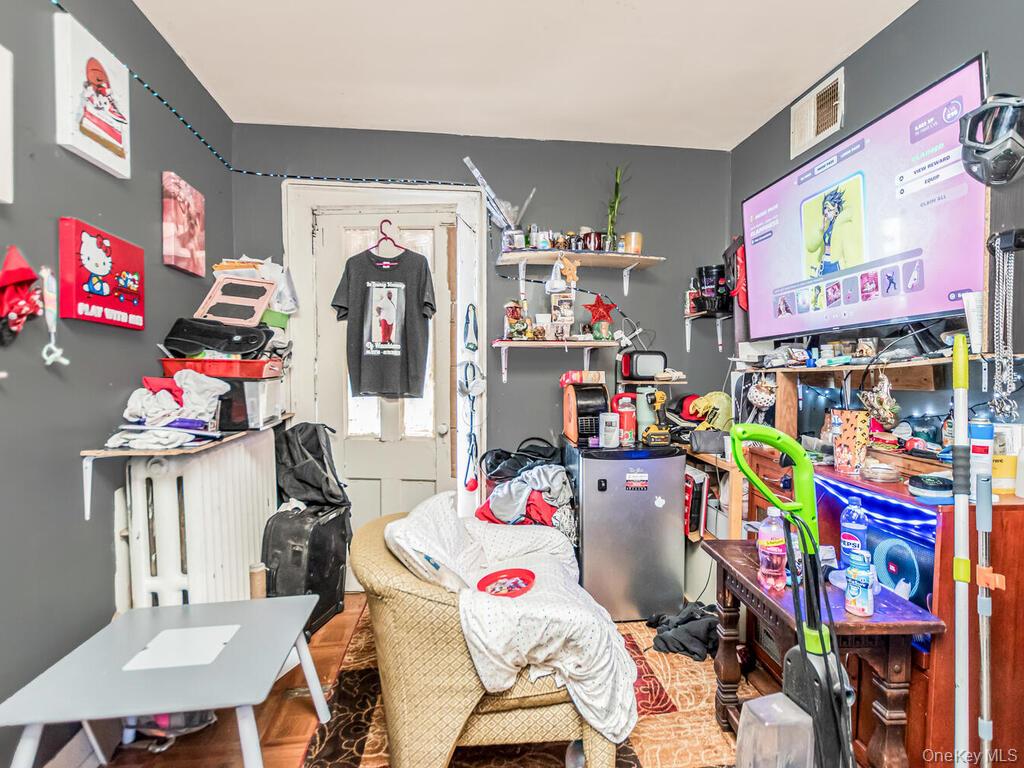 #11 photo, 227 S 3rd Avenue, Mount Vernon , NY 10550