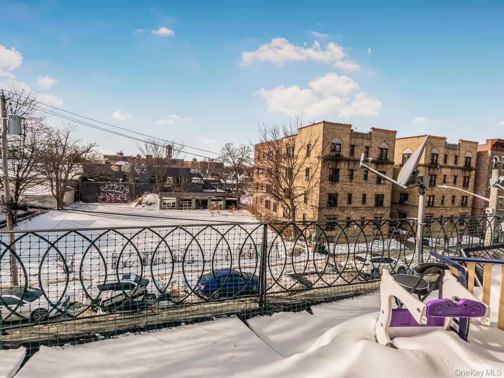 #16 photo, 227 S 3rd Avenue, Mount Vernon , NY 10550