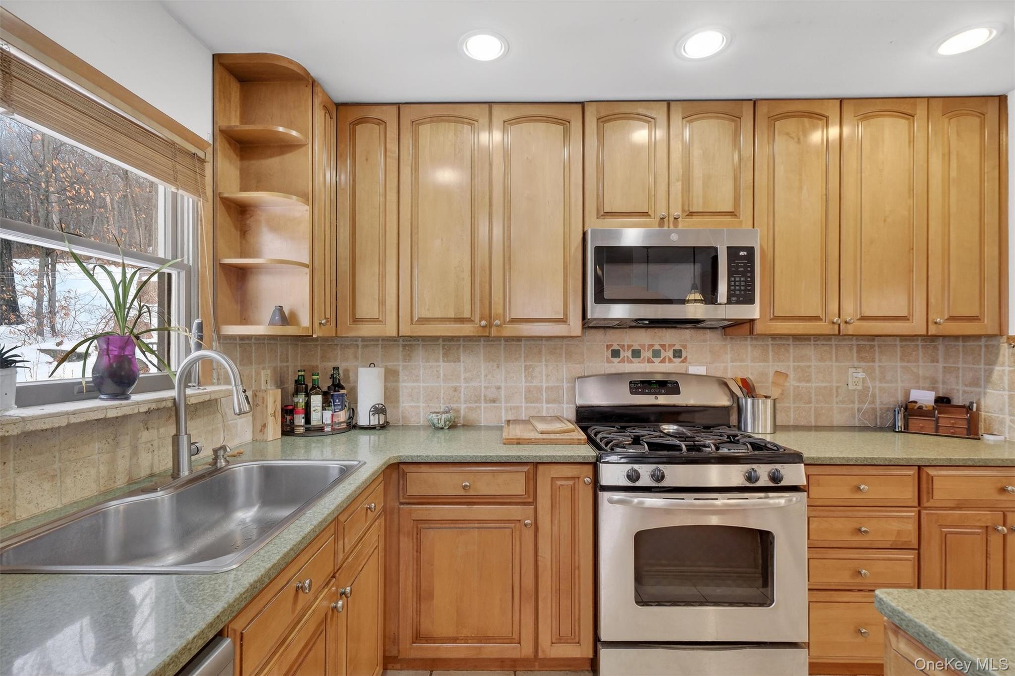 #10 photo, 8 Peach Road, Mahopac , NY 10541