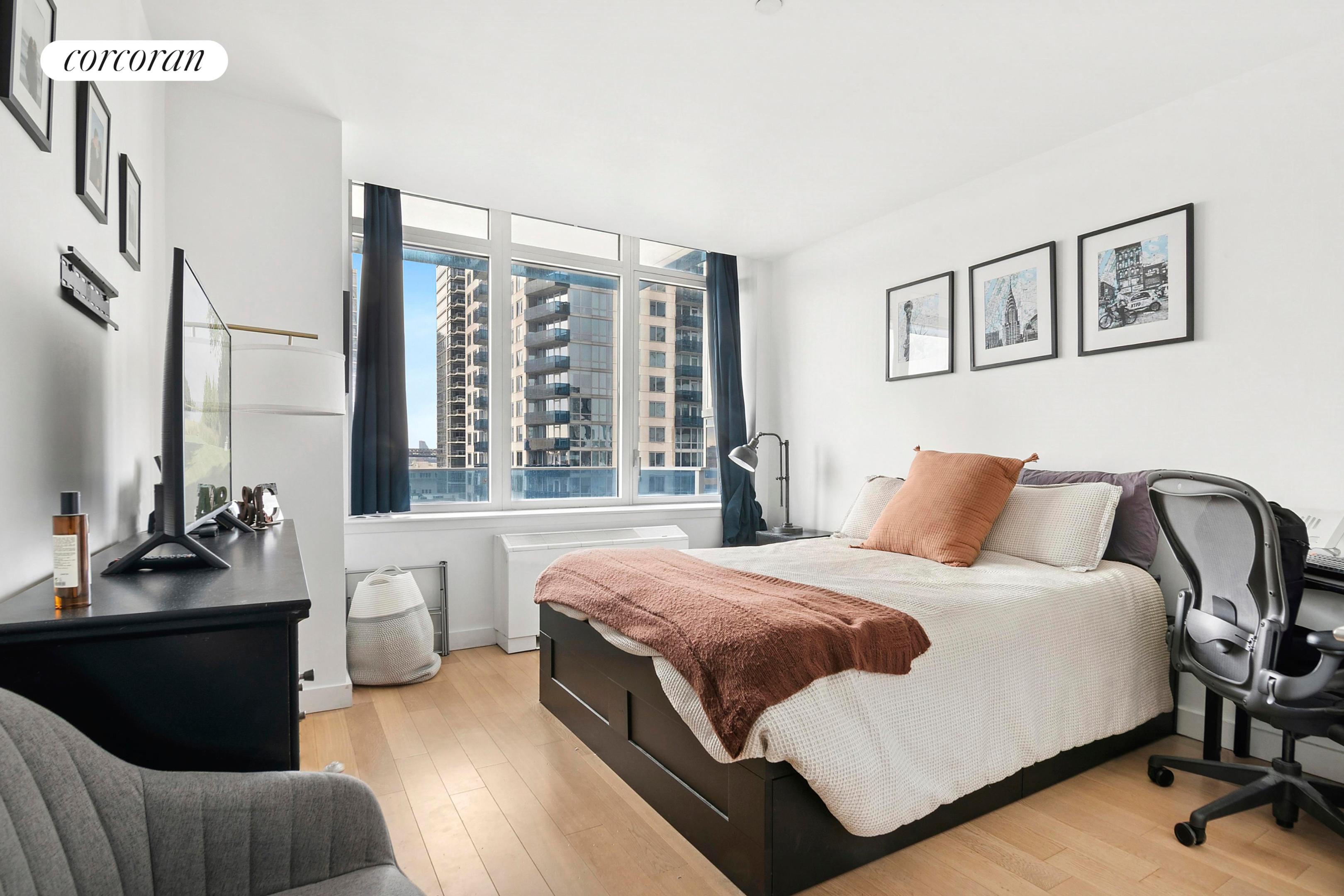 #4 photo, 34 N 7TH Street, Williamsburg , NY 11249