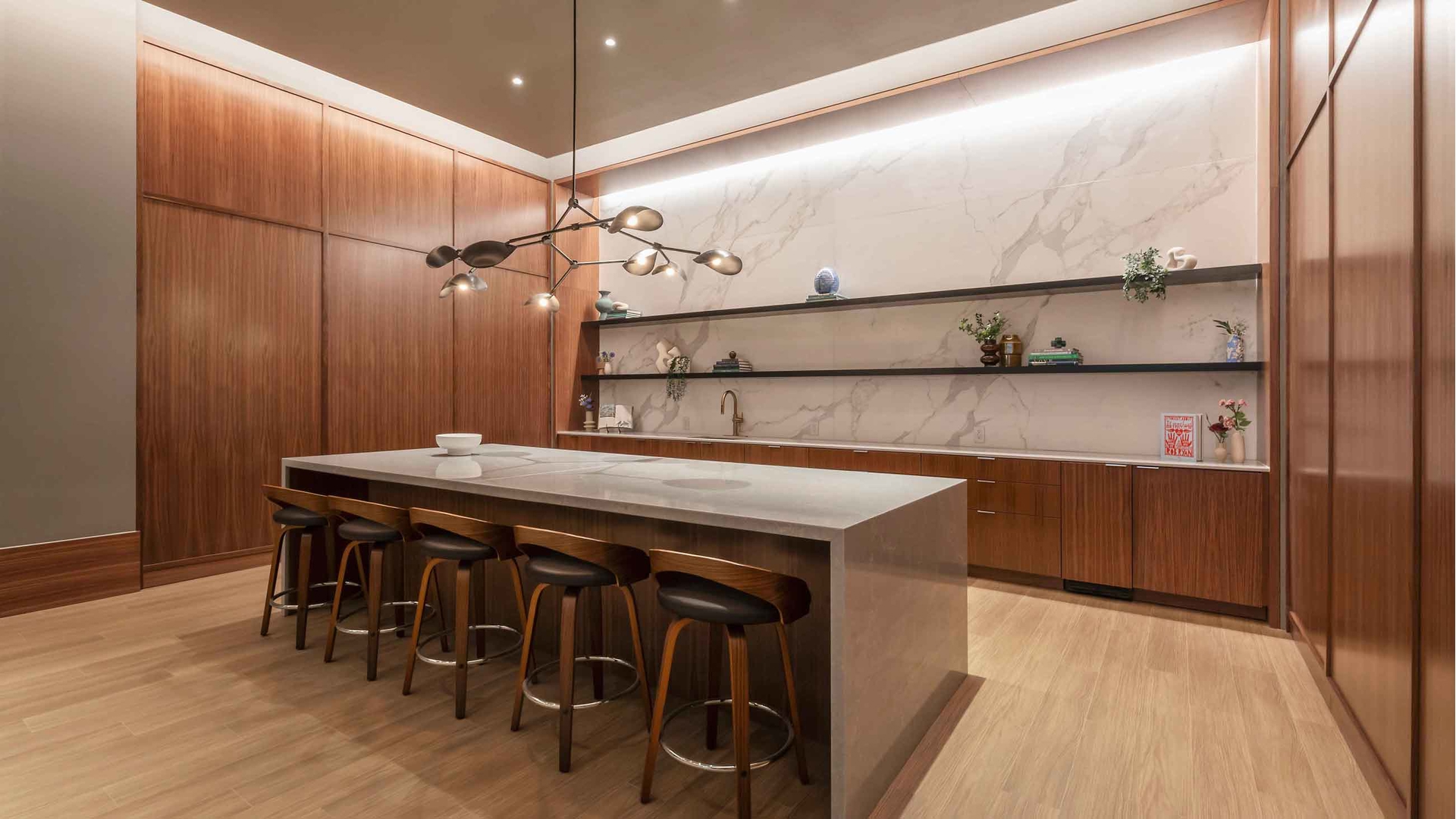 #13 photo, 335 8TH Avenue, Chelsea , NY 10001