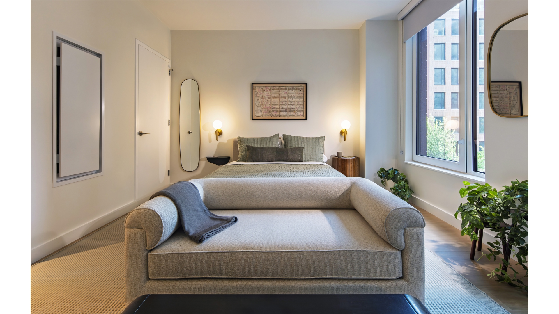 #4 photo, 335 8TH Avenue, Chelsea , NY 10001