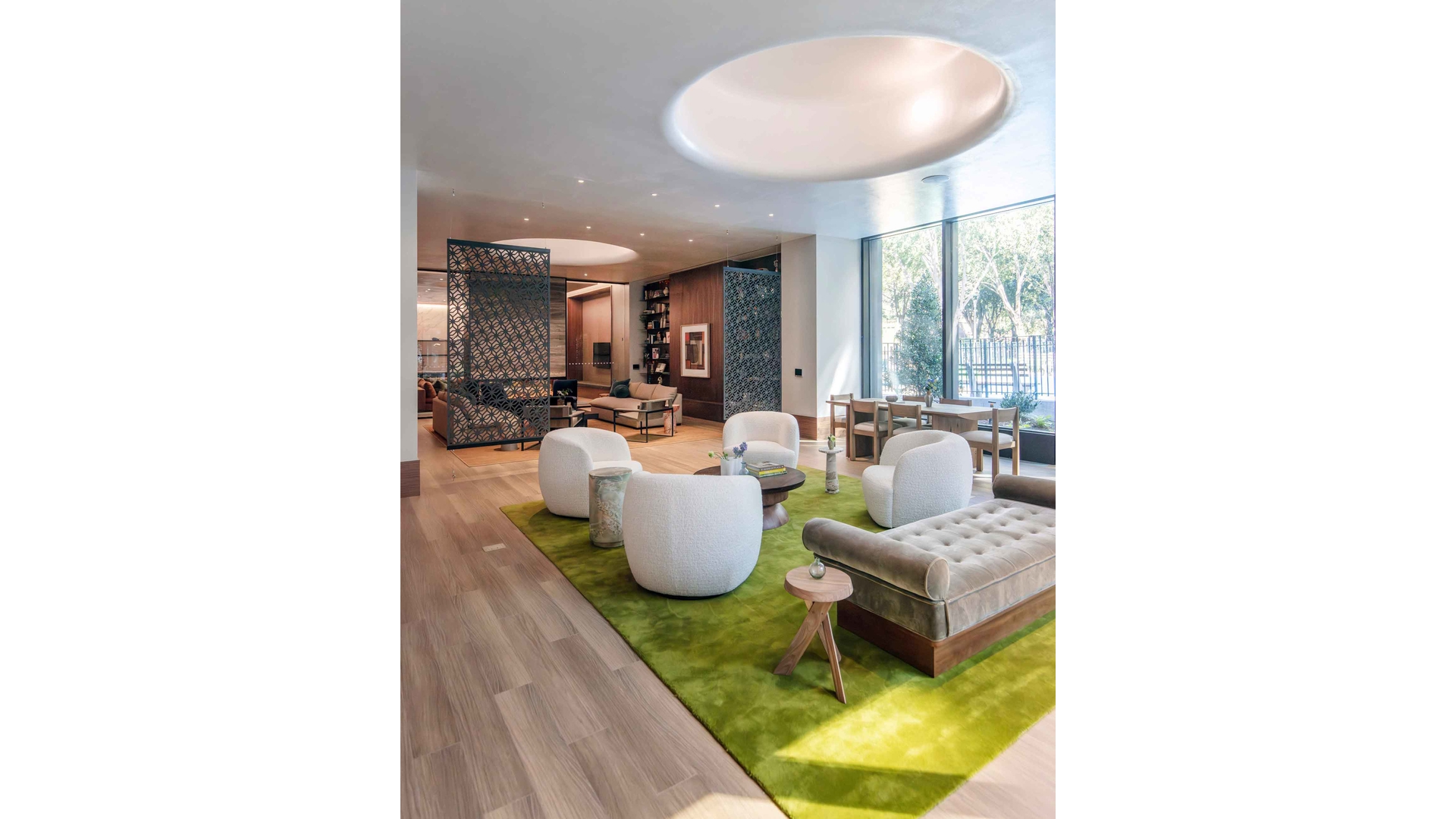 #7 photo, 335 8TH Avenue, Chelsea , NY 10001