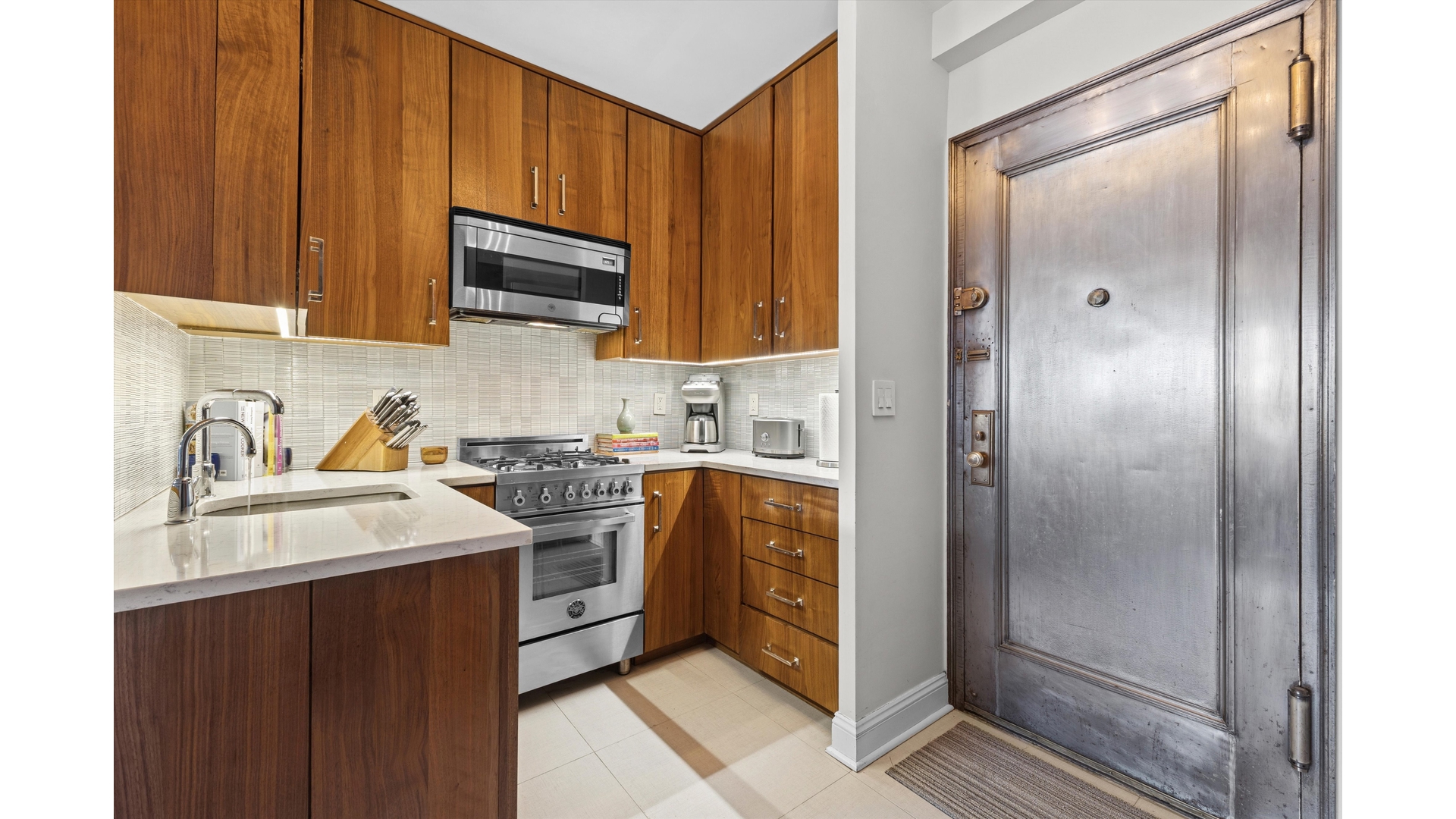 #4 photo, 470 W 24TH Street, ম্যানহাটন Chelsea , NY 10011