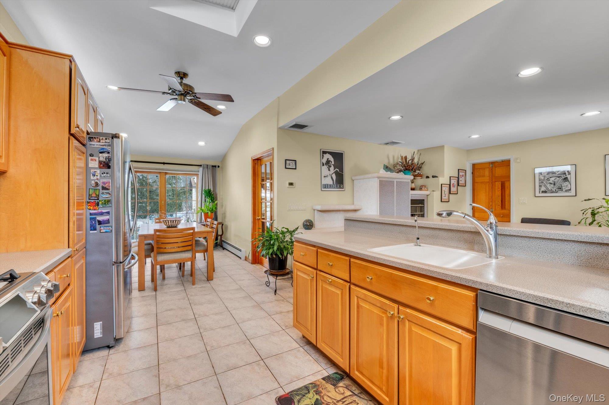 #11 photo, 39 Hillturn Lane, Roslyn Heights , NY 11577