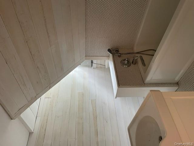 #18 photo, 95 East Broadway, Roslyn , NY 11576