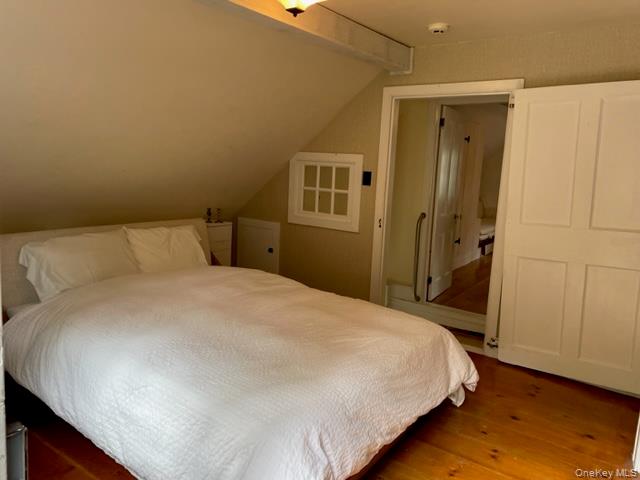 #7 photo, 95 East Broadway, Roslyn , NY 11576