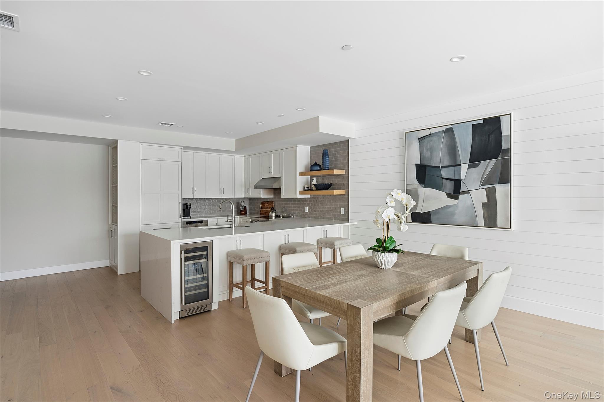 #8 photo, 123 Sterling Avenue, Саффолк ‖ Greenport , NY 11944