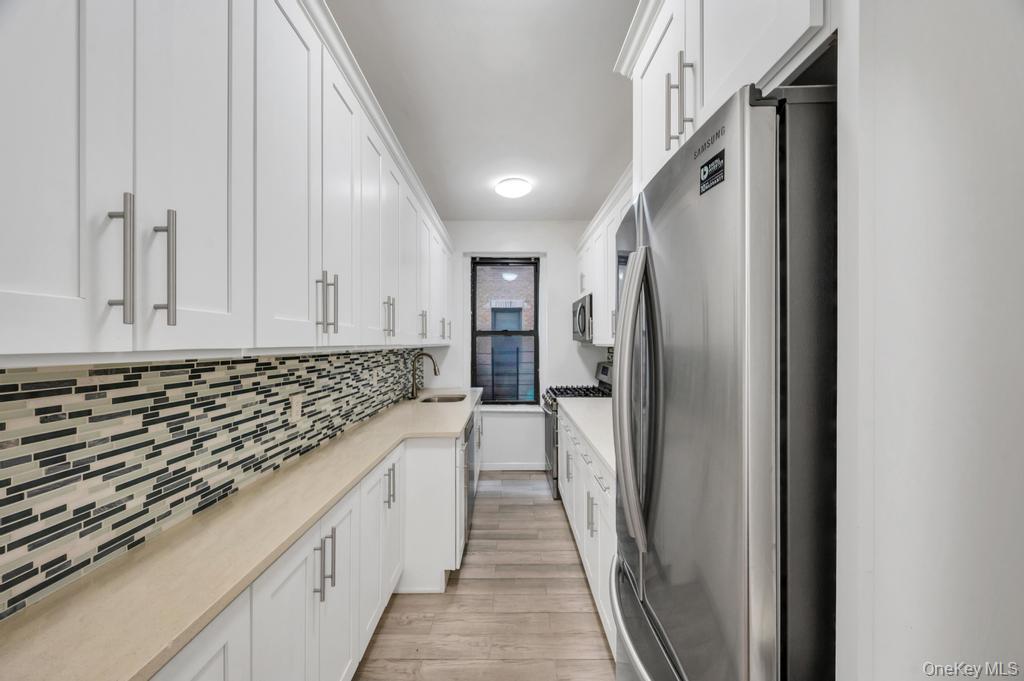 #5 photo, 3716 83rd Street, Куинс ‖ Jackson Heights , NY 11372