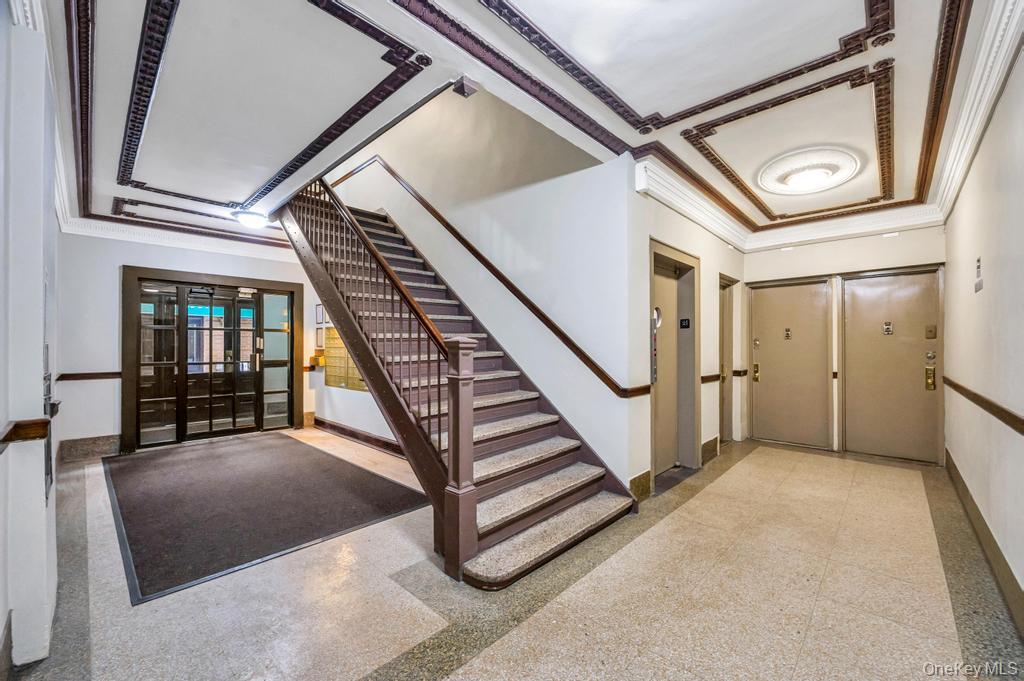 #6 photo, 3716 83rd Street, Куинс ‖ Jackson Heights , NY 11372