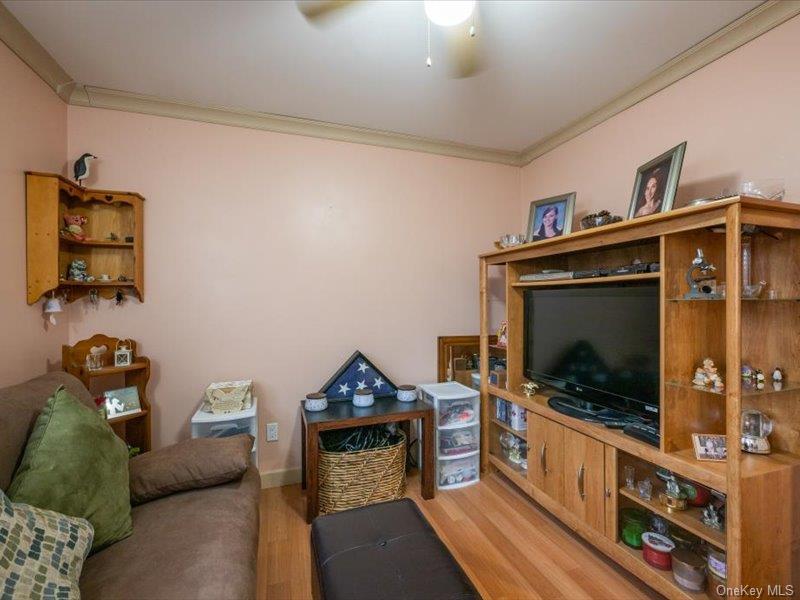 #16 photo, 8 Shelley Court, Middle Island , NY 11953