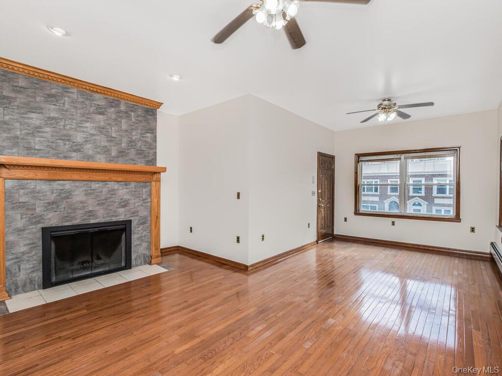 #16 photo, 2162 24th Street, Astoria , NY 11105