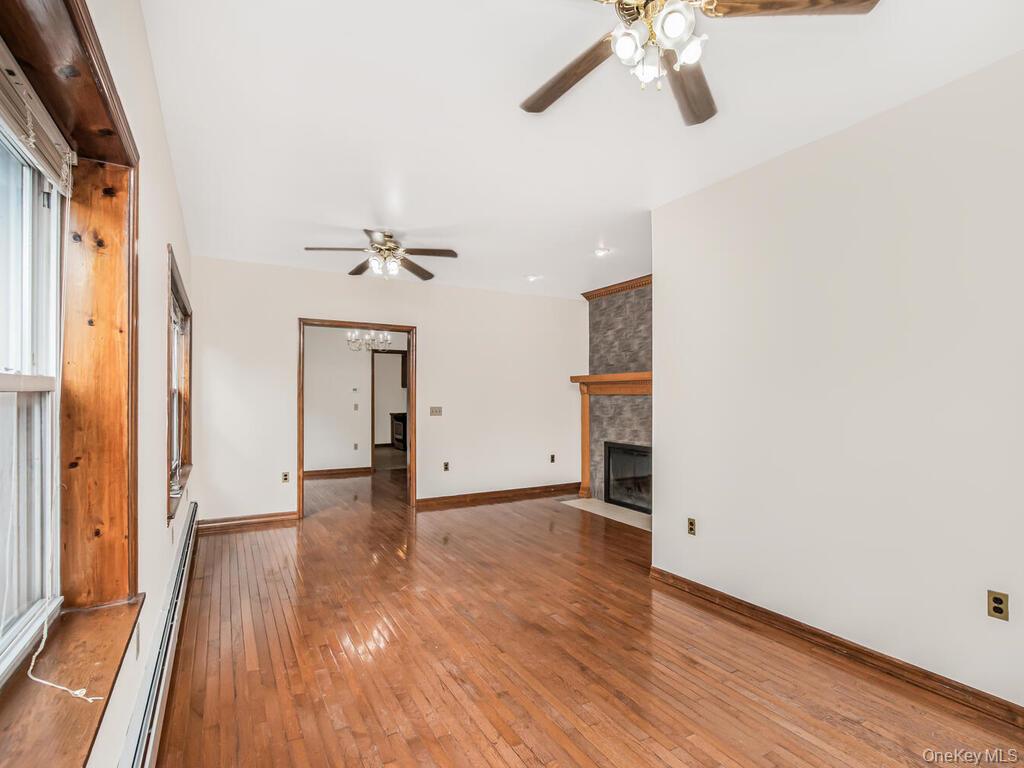 #17 photo, 2162 24th Street, Astoria , NY 11105