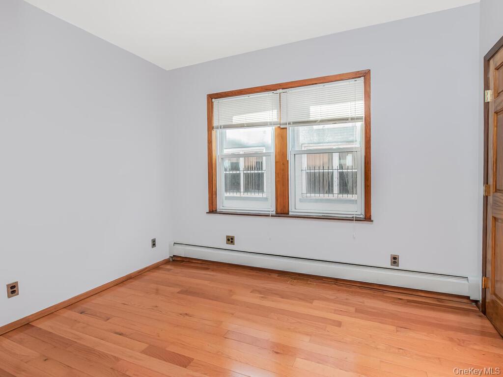 #7 photo, 2162 24th Street, Astoria , NY 11105