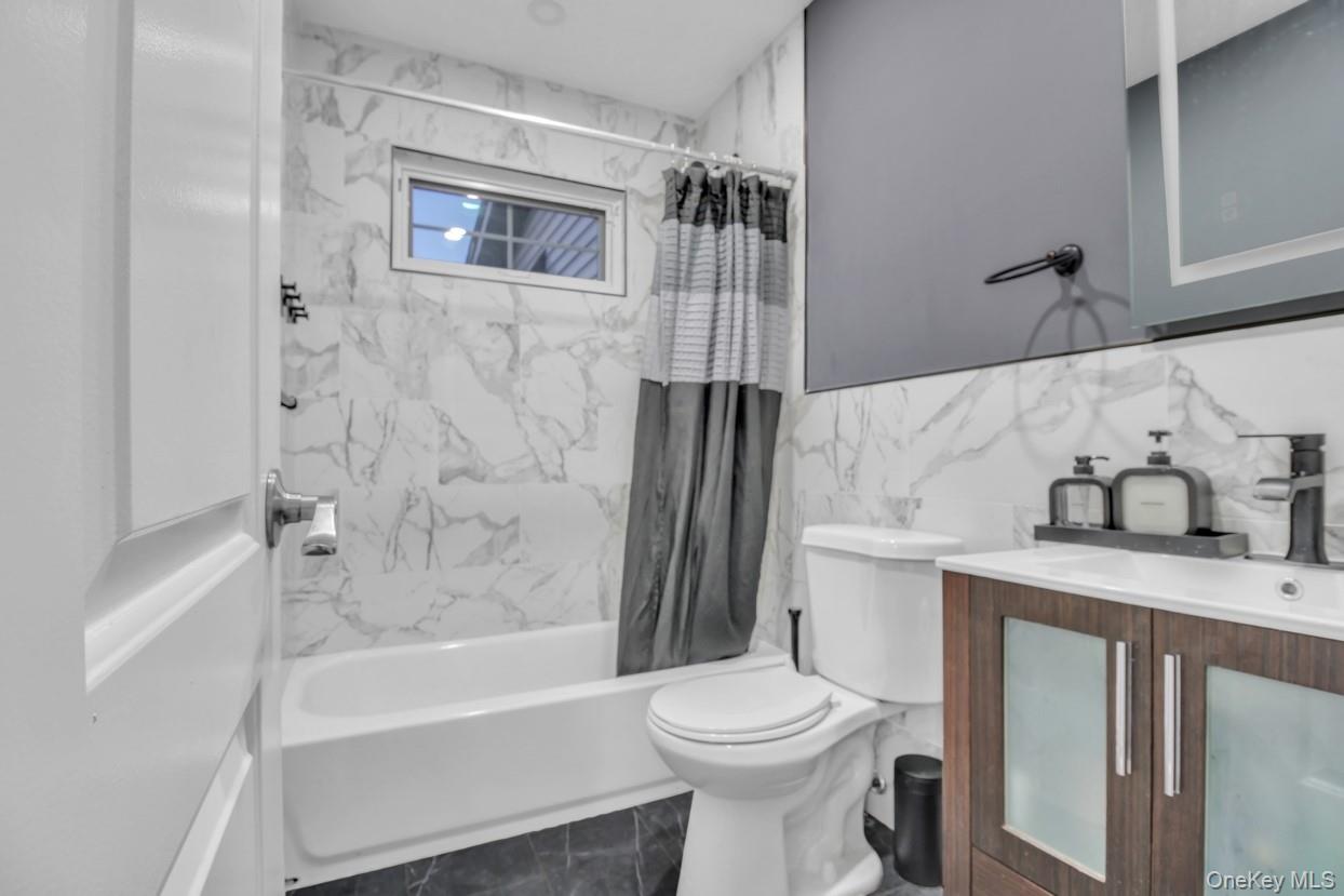 #11 photo, 858 Prescott Street, Valley Stream , NY 11580