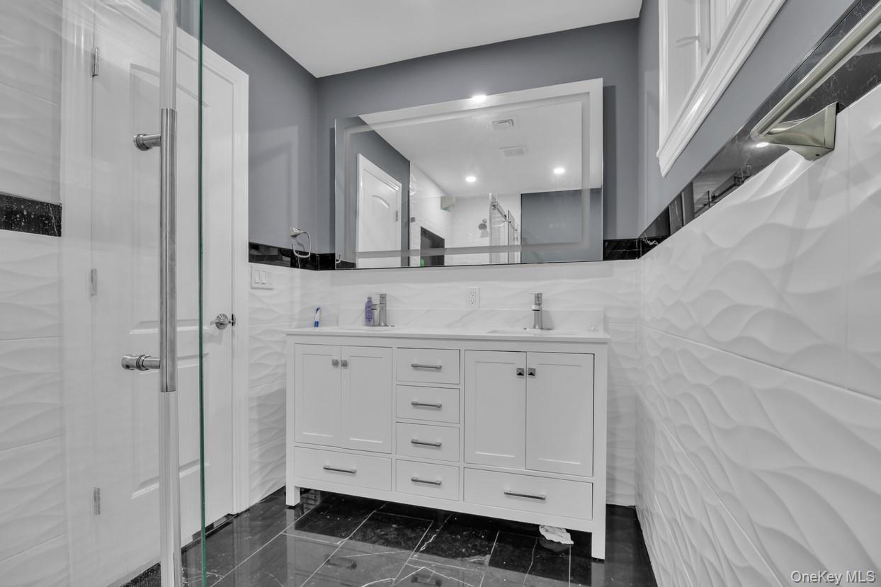 #12 photo, 858 Prescott Street, Valley Stream , NY 11580