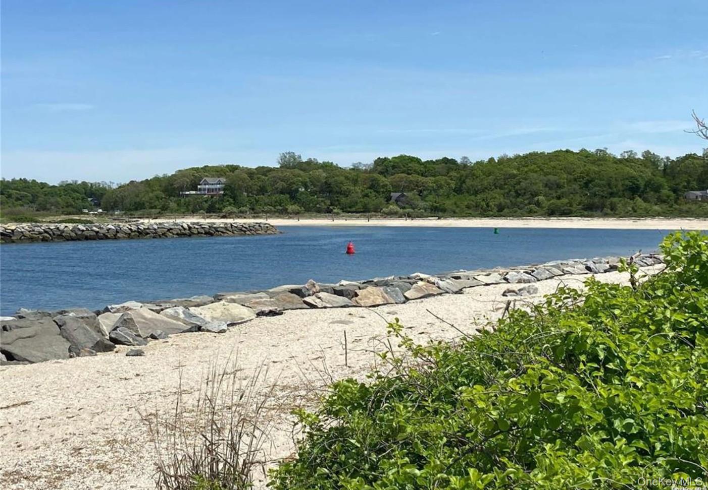 #17 photo, 190 Jackson Landing, Mattituck , NY 11952