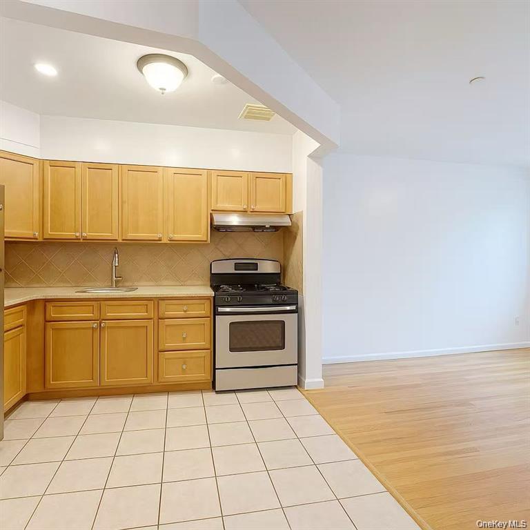 #4 photo, 46-06 88th Street, Elmhurst , NY 11373